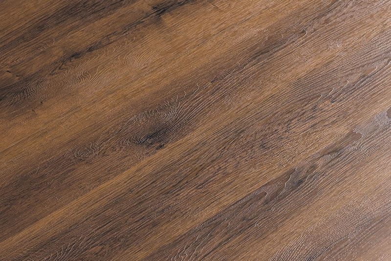 AW03909